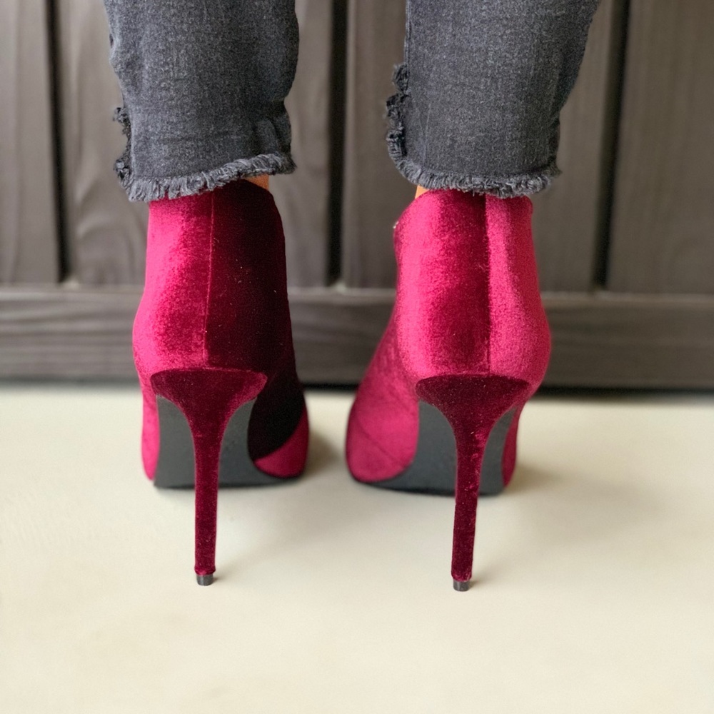 Velvet Wine V Split Front Pointy Toe Stiletto Boot - Picture 4 of 8